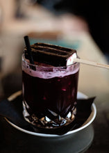 Load image into Gallery viewer, Northern Hare Gin